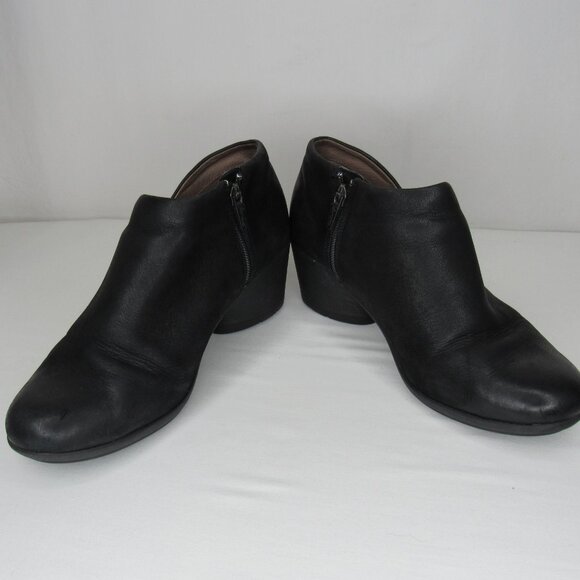 Dansko Black Leather RAINA Bootie Women's 39 8.5 9 - Picture 5 of 9